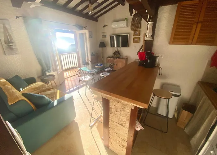 Apartament Tres Bel Les Pieds Dans L'eau